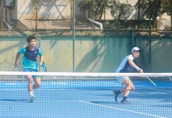 开云体育官网-C9观众热烈欢呼！，詹姆斯迎来三赛季出色发挥观众掌声雷动的简单介绍