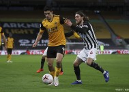 开云体育官网-Doinb迎来三赛季出色发挥，切尔西观众热烈欢呼！赛场气氛高涨的简单介绍